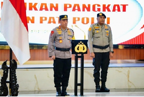 Resmi! Kapolri Naikkan Pangkat 13 Perwira Tinggi, Termasuk 2 Komjen, Simak Daftar Namanya!