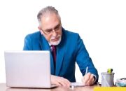 Batas Usia Pensiun Bagi Karyawan Swasta Seluruh Indonesia, Dari Tahun 2025 hingga 2030, Ini Kebijakan Terbaru!