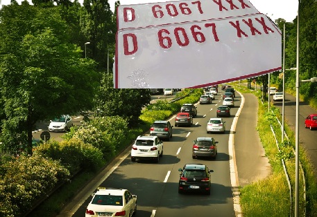 Kendaraan Roda 2-6 Wajib Tahu, Aturan Penggunaan Pelat Putih Tulisan Merah, Simak!