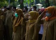 Mulai 1 Oktober 2025, ASN dan Non-ASN Jawa Timur Wajib Gunakan Seragam Baru