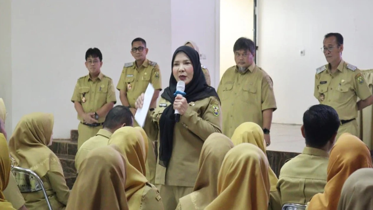 Walikota Bandar Lampung Eva Dwiana, di Aula Mufakat Jejamo, Dinas Pendidikan dan Kebudayaan, Senin (20/4/2026).